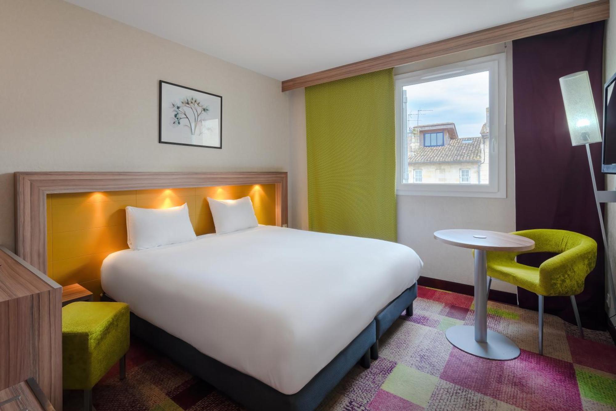 Mercure Libourne Saint Emilion Esterno foto